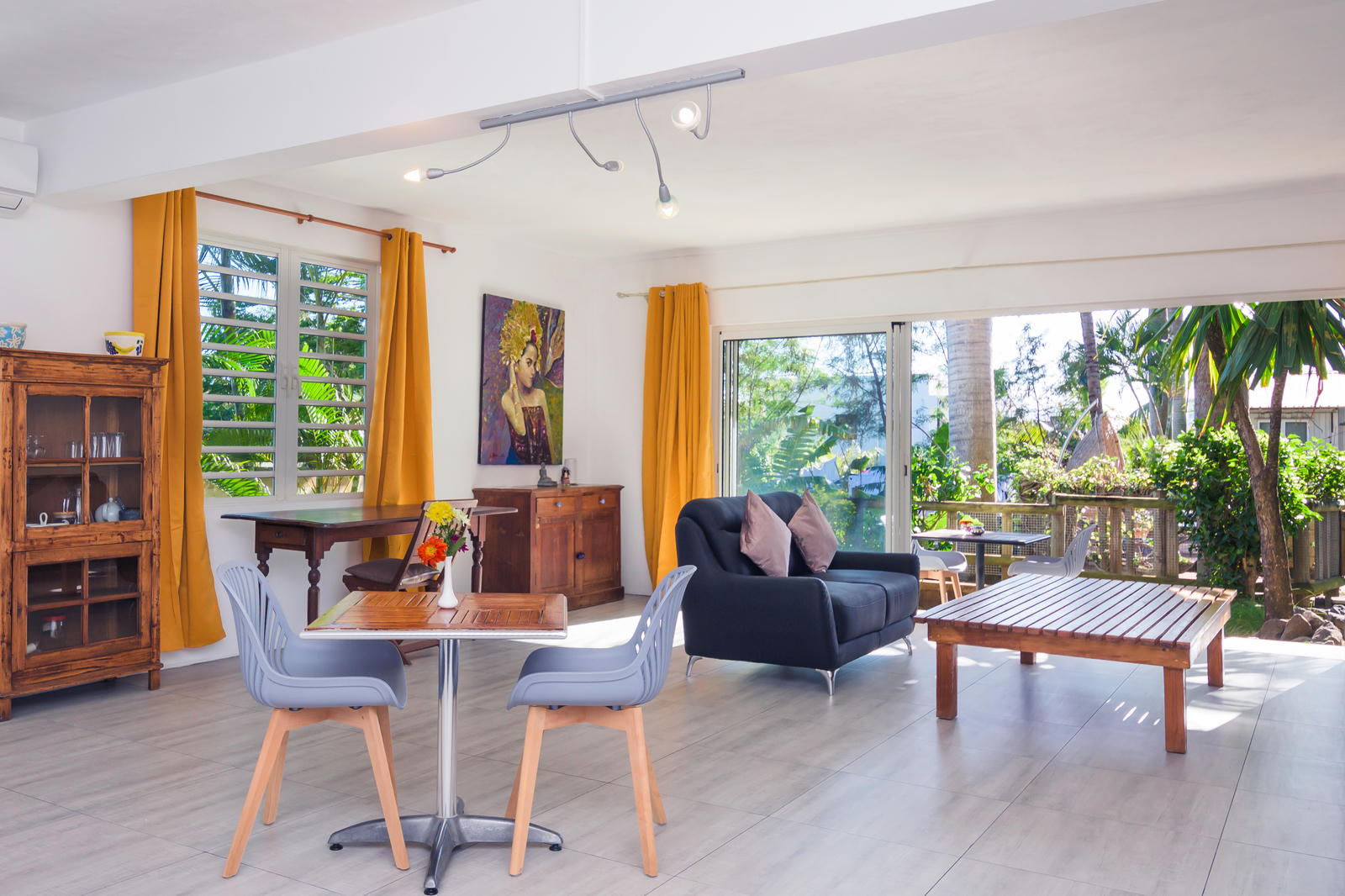 Romantic Apt - Garden, Pool, Close to Le Morne
